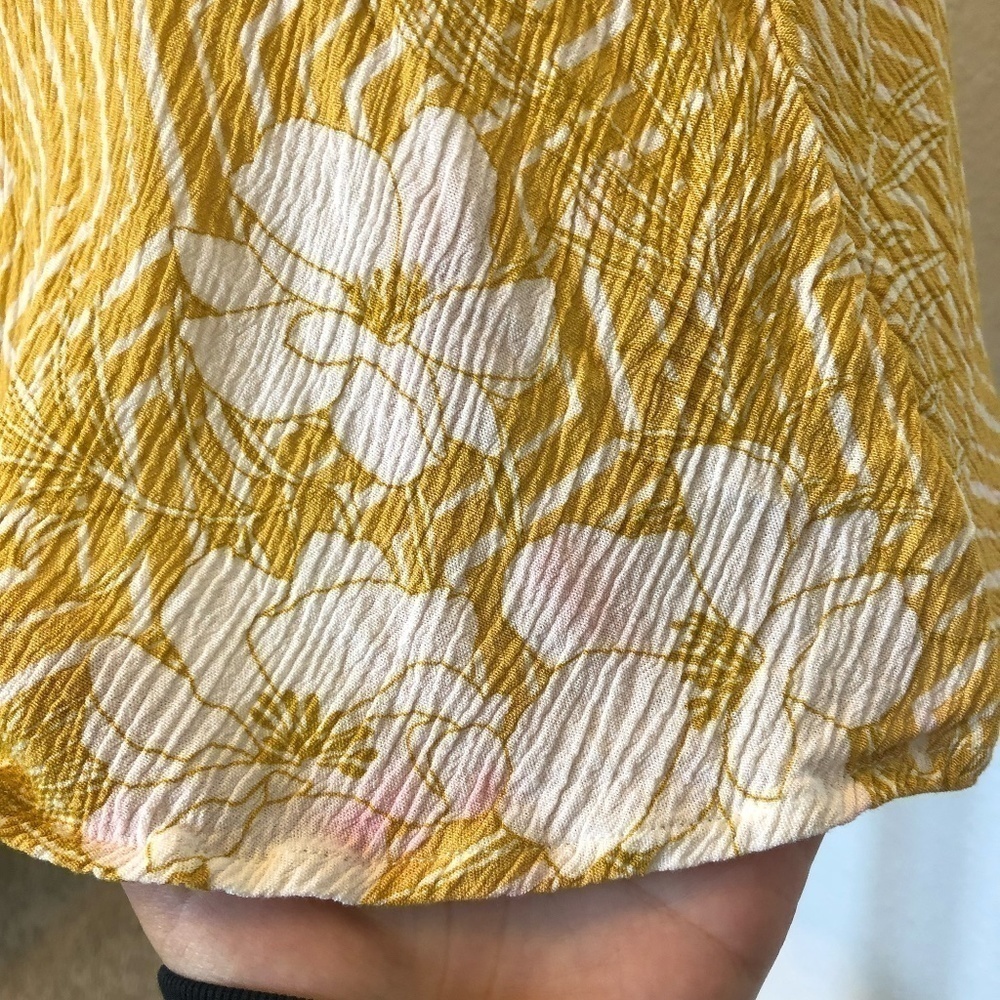 LULU'S Women's Wonderful Ways Yellow Floral Print Faux Wrap Skater Dress XS Yell - Picture 10 of 13